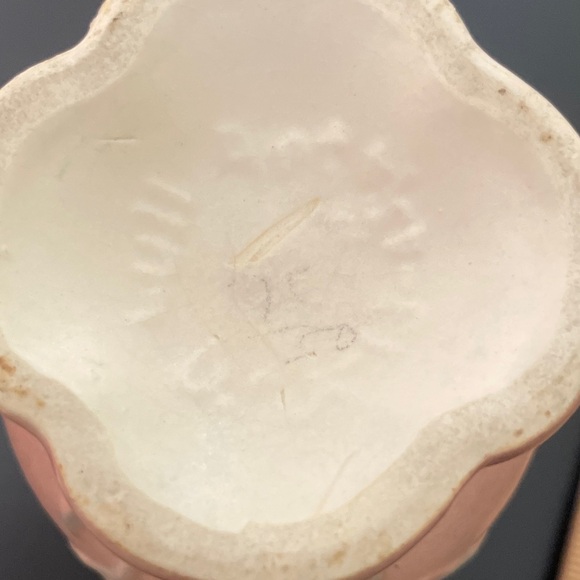 Vintage Hull Pottery Magnolia Double Handled Vase A 13 6 Inches - Picture 6 of 8